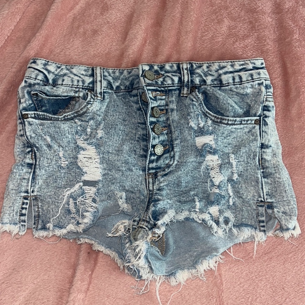 Ripped Lightwash Jean Shorts